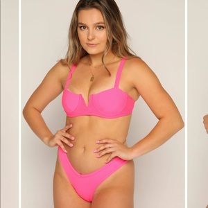 Sunny Bunny Swim top- Bailey Pink Top - size large - never worn
